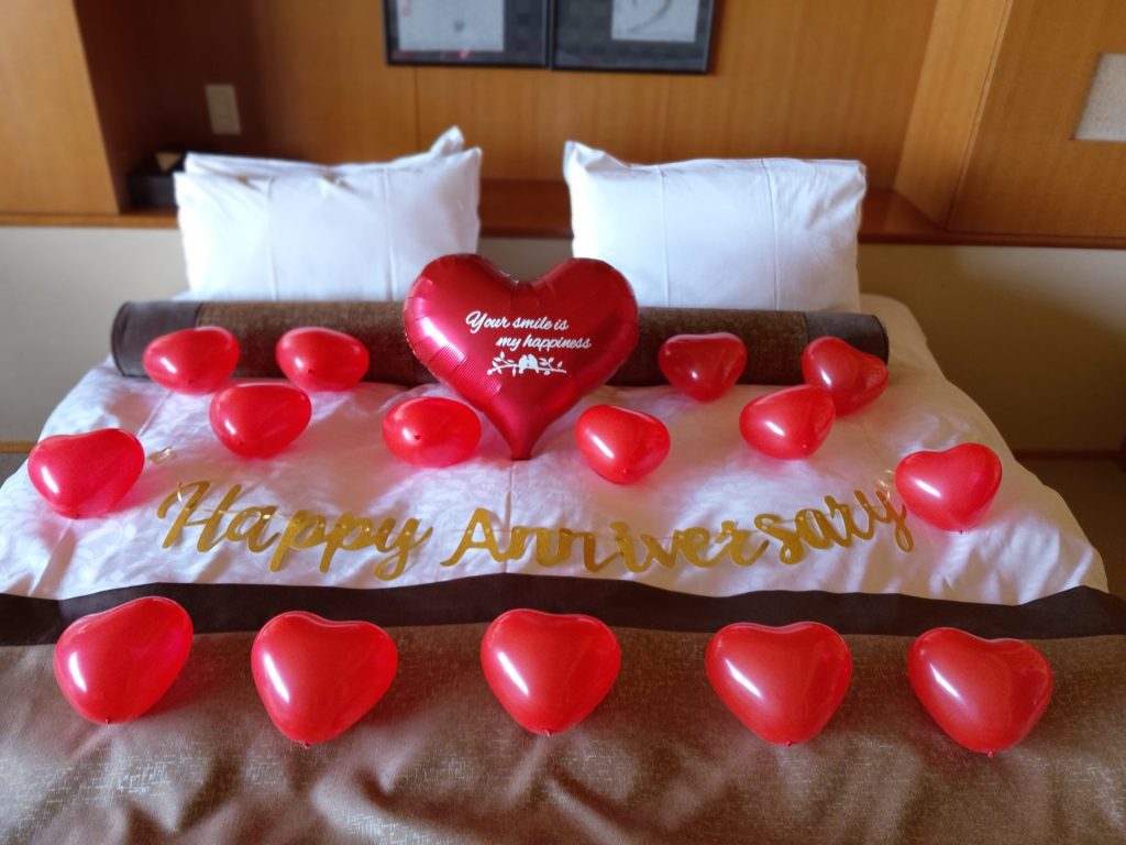 サプライズバルーンデコレーション