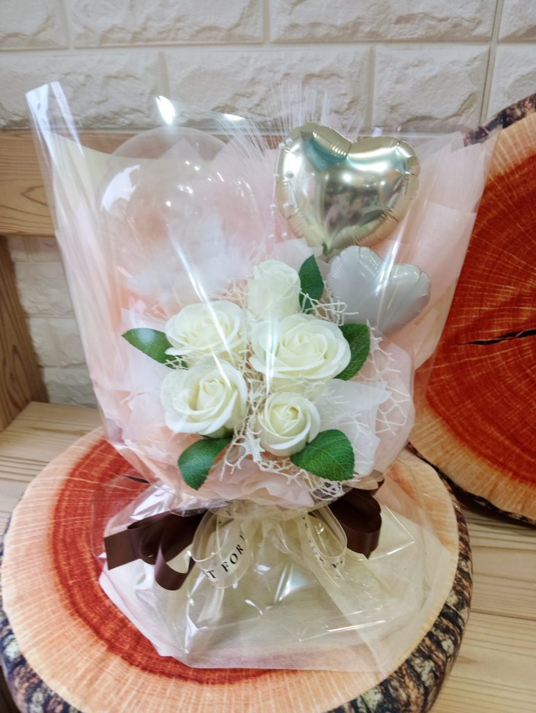 ソープフラワーバルーンスタンドブーケS